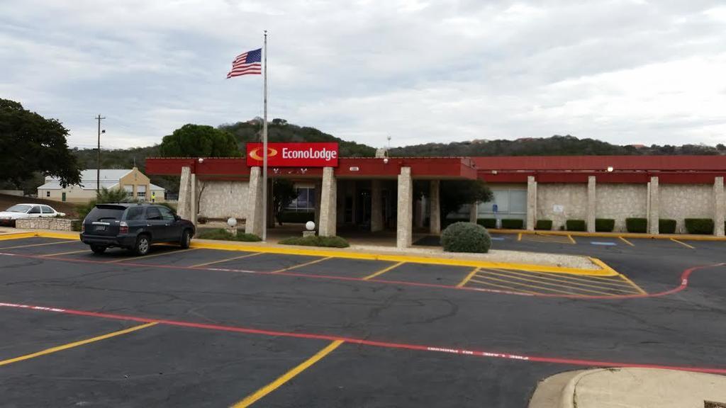 Econo Lodge Kerrville Exterior photo